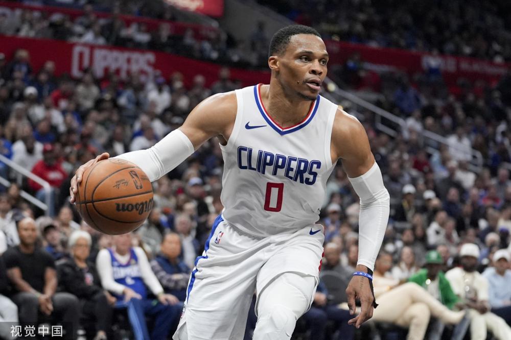 很多年轻人 很多年轻人